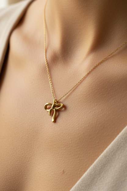 Bow charm