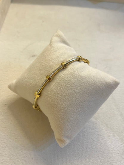 Hawwa Gold Bangle Adult size