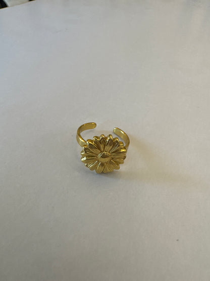 Adjustable Flower Gold Ring