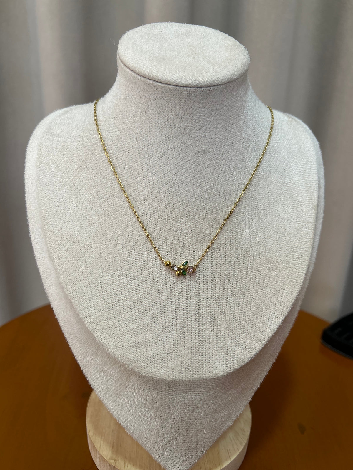 Tulip necklace