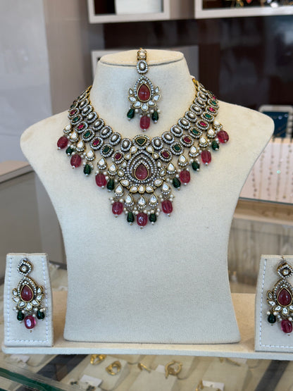 Rental Bridal Maroon Green Chokker Necklace