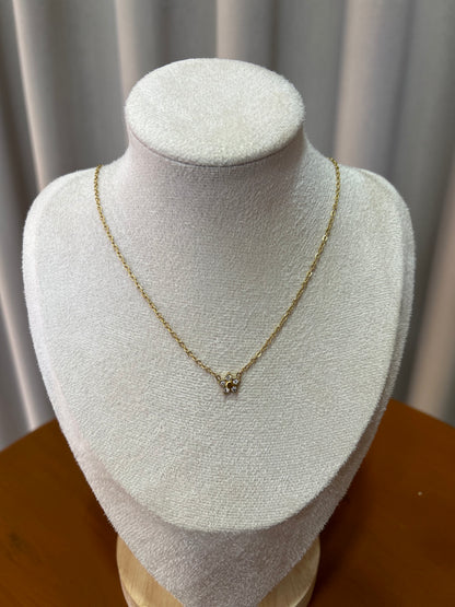 Flower necklace