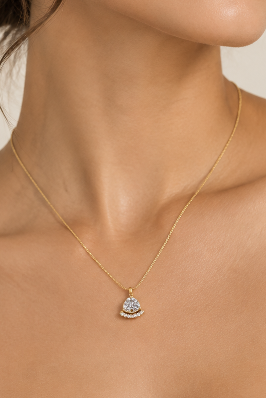 Resella necklace