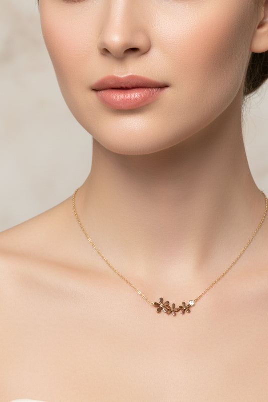 Flower necklace
