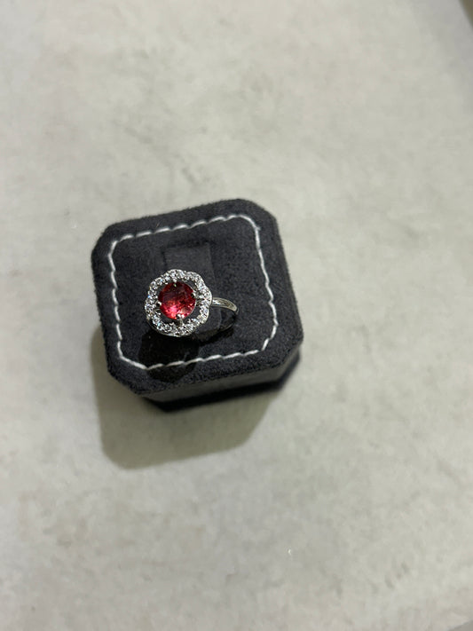 Ad ringe red stone
