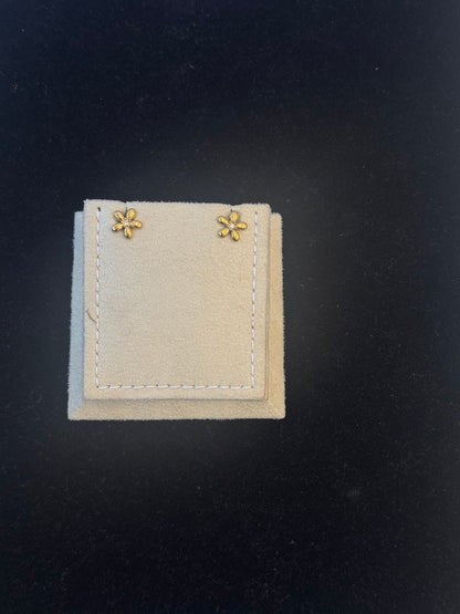 Flower earrings