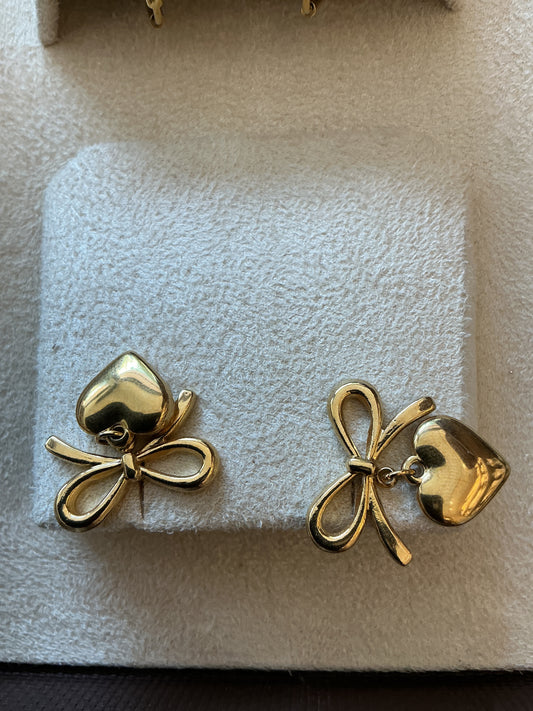 Heart earing