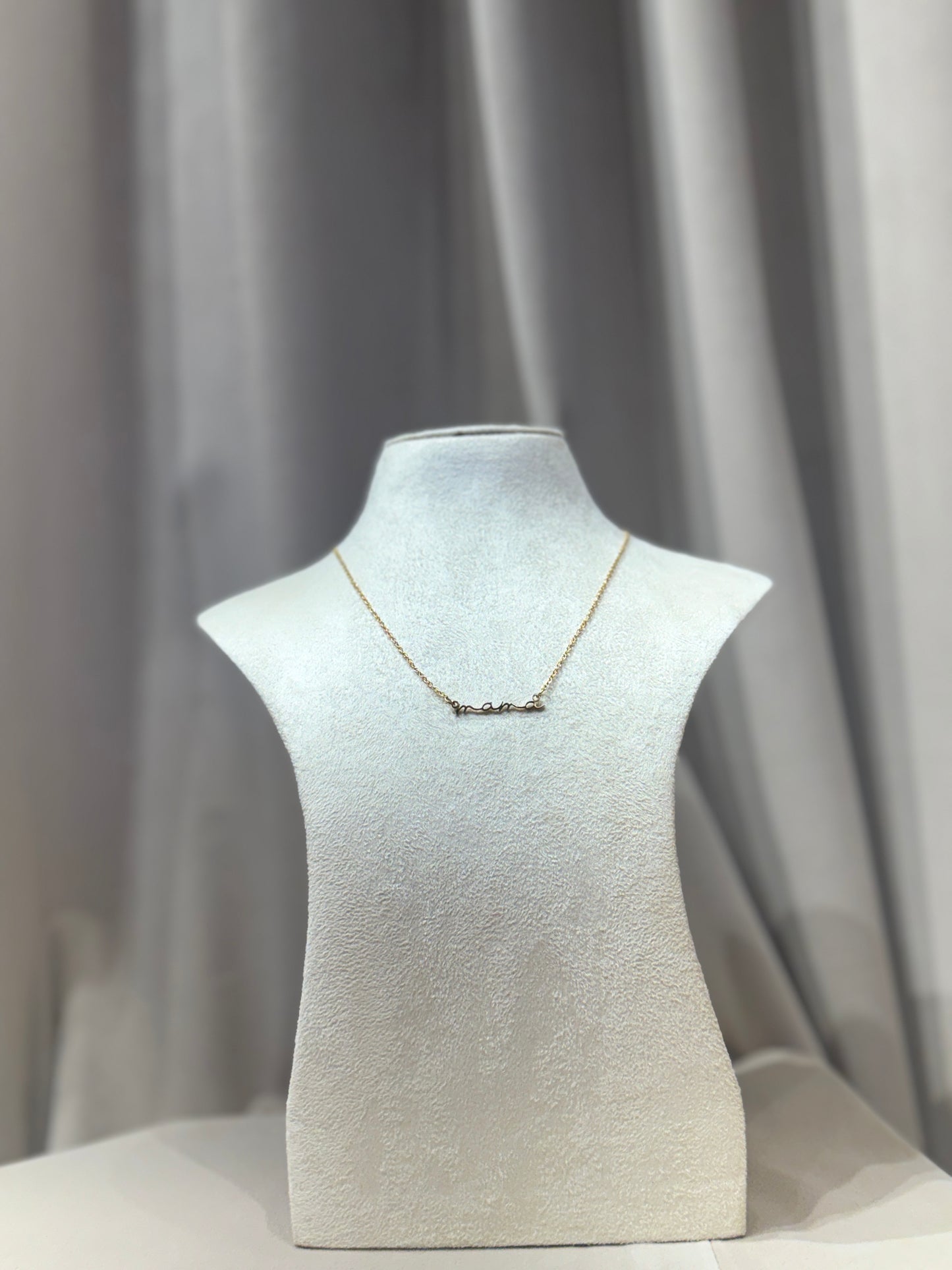 Mama necklace