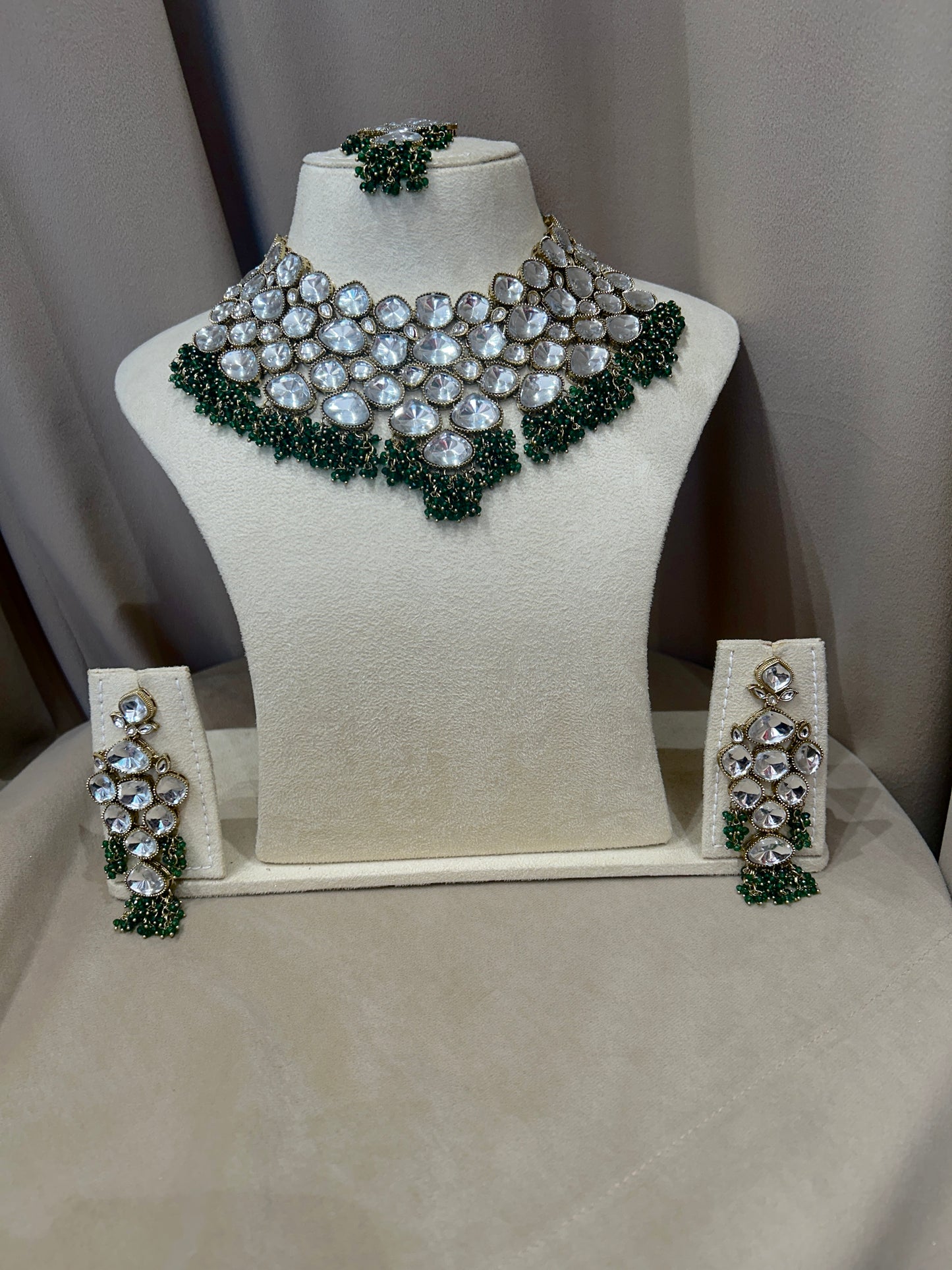 Rental jewellery