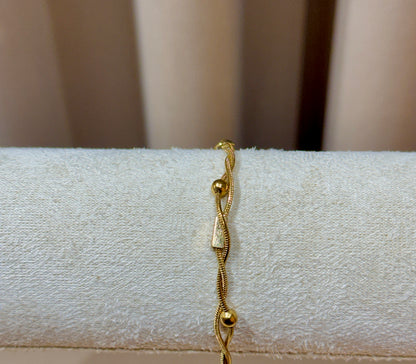 Rectangle round bracelet gold