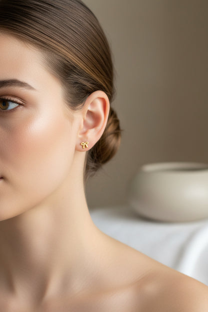 Bow earring