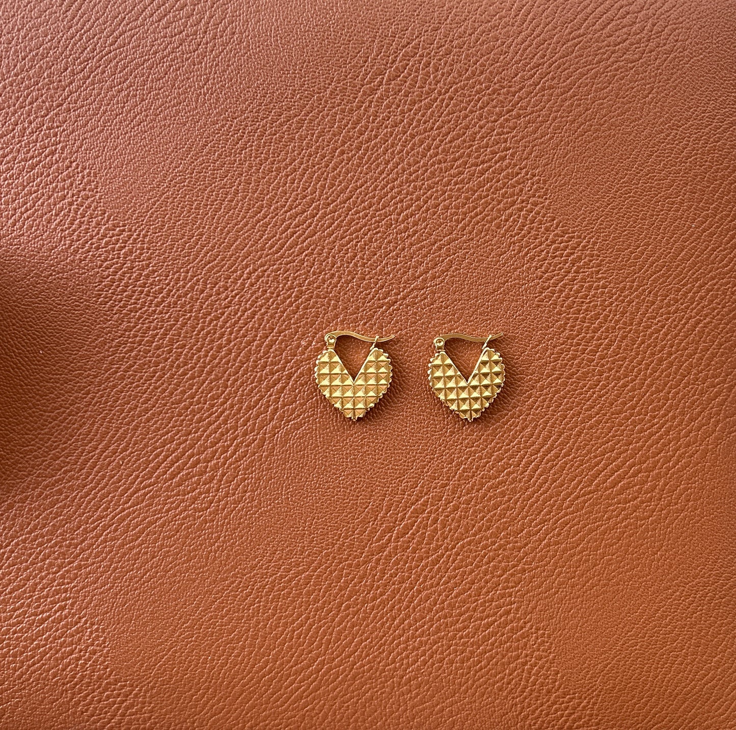 Hoops Gold Flat Heart