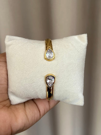 Twin Teardrop bangle