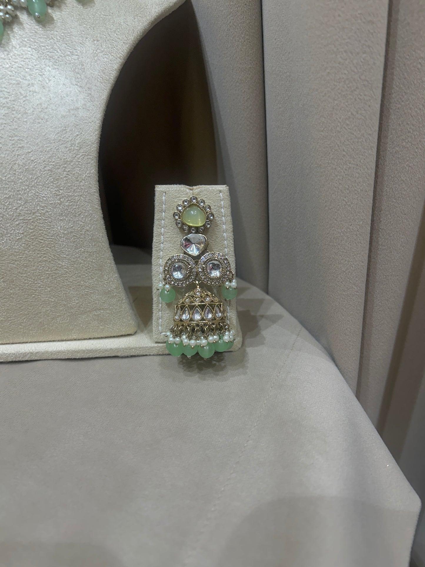 Rental jewellery