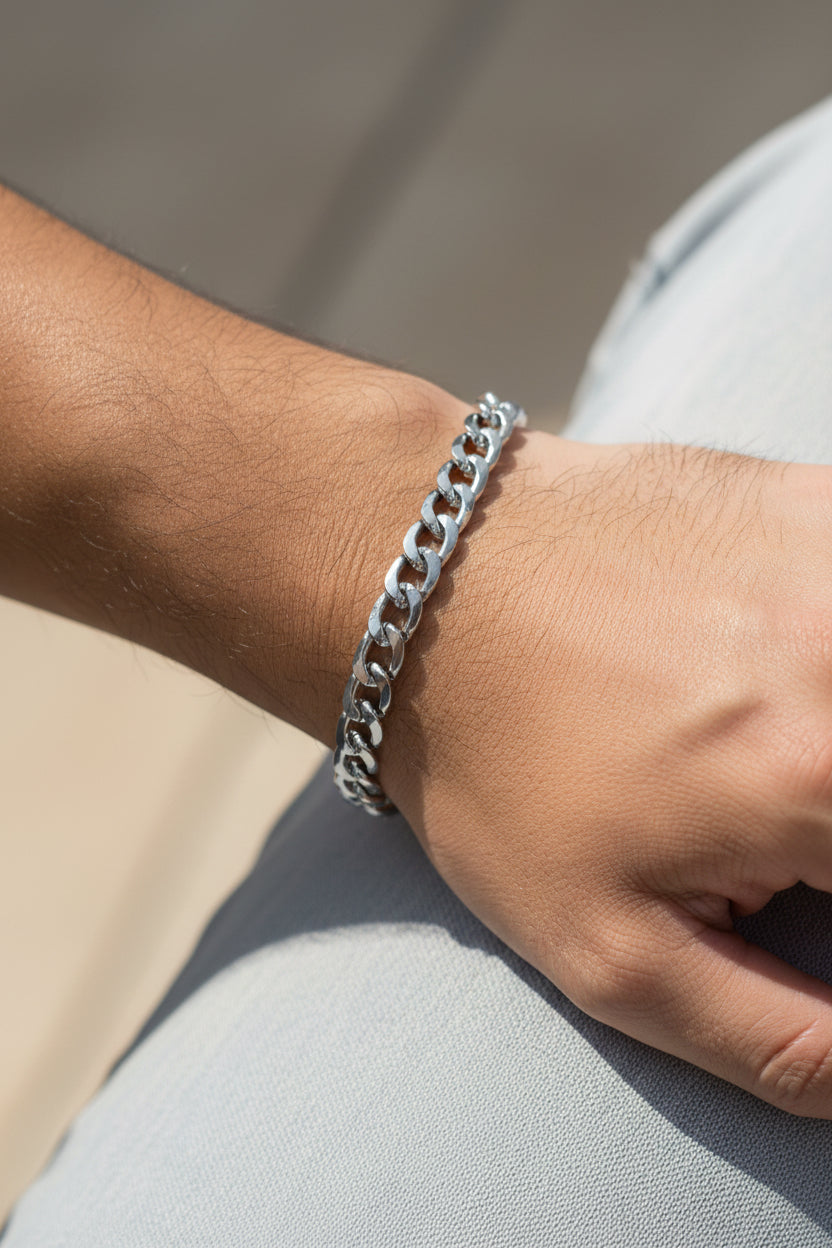 Apex bracelet