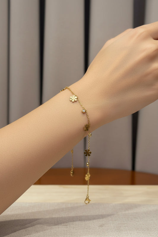 Charm bracelet