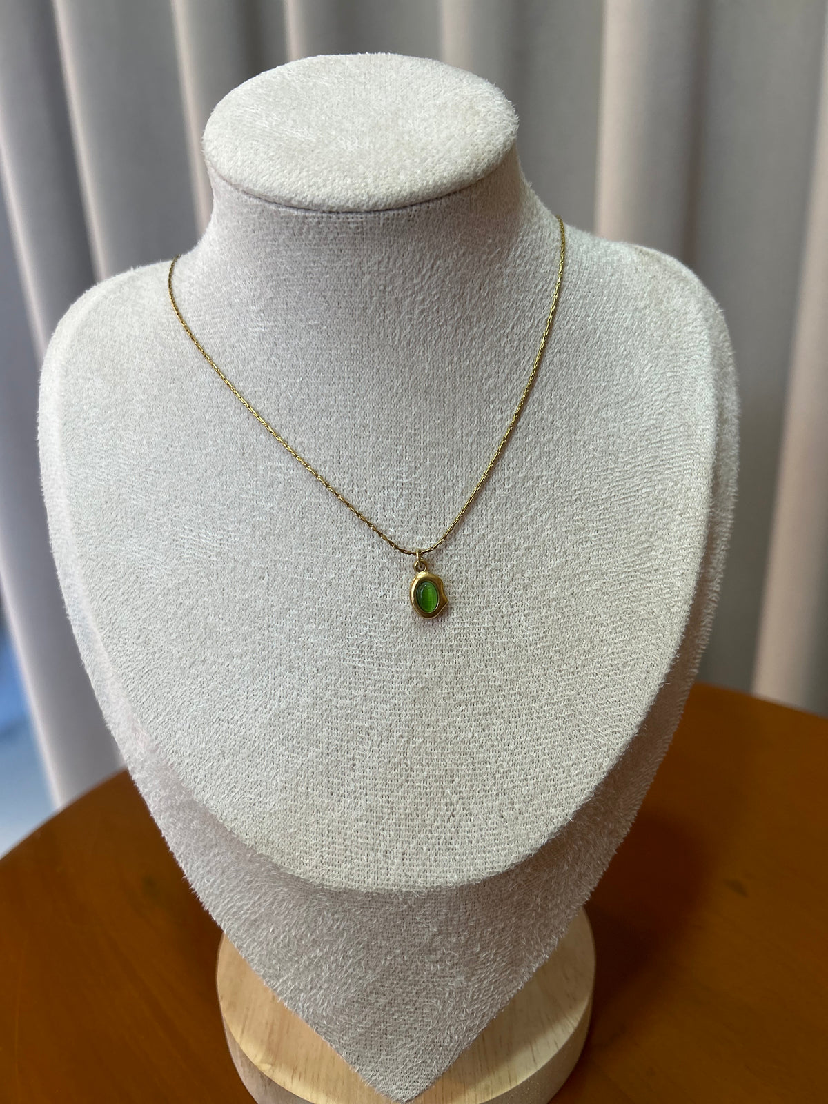 Isla necklace