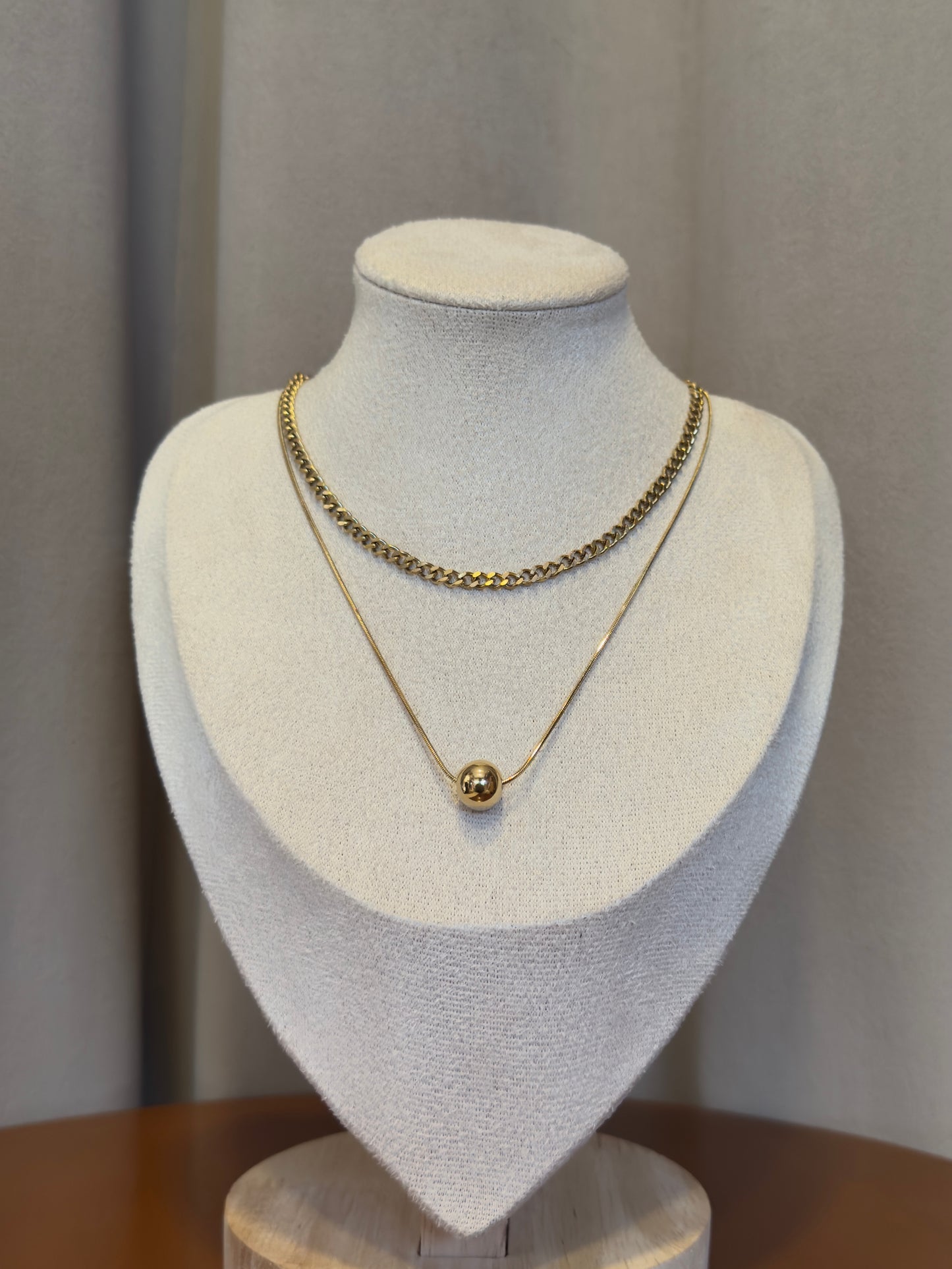 Double layer necklace