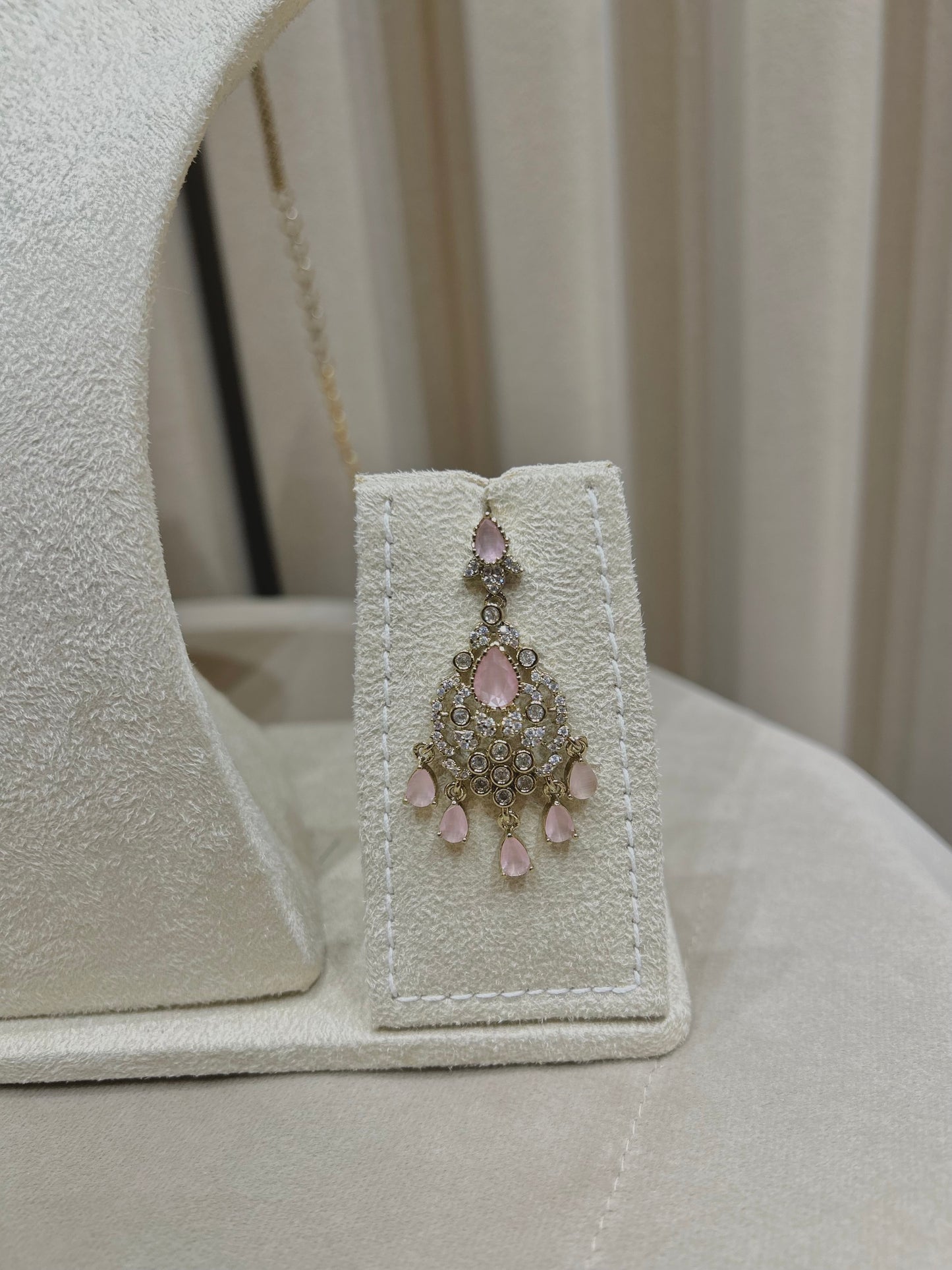 Ad Rental jewellery