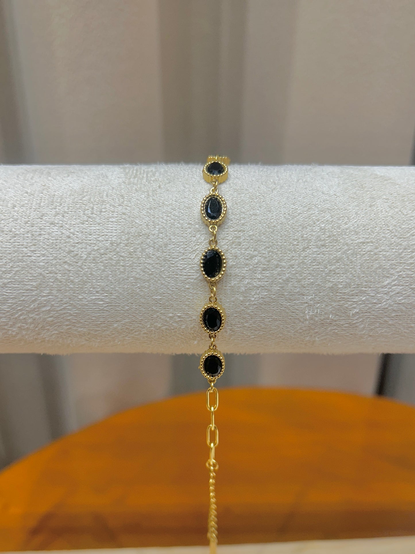 Onyx Oval Station Bracelet