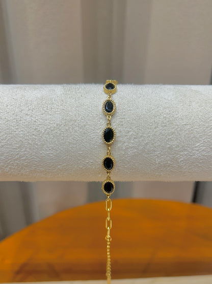 Onyx Oval Station Bracelet