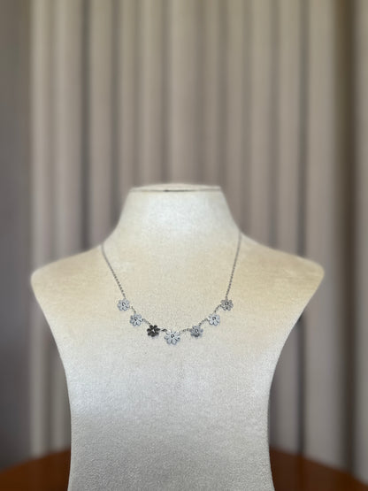 Flower Necklace - Silver