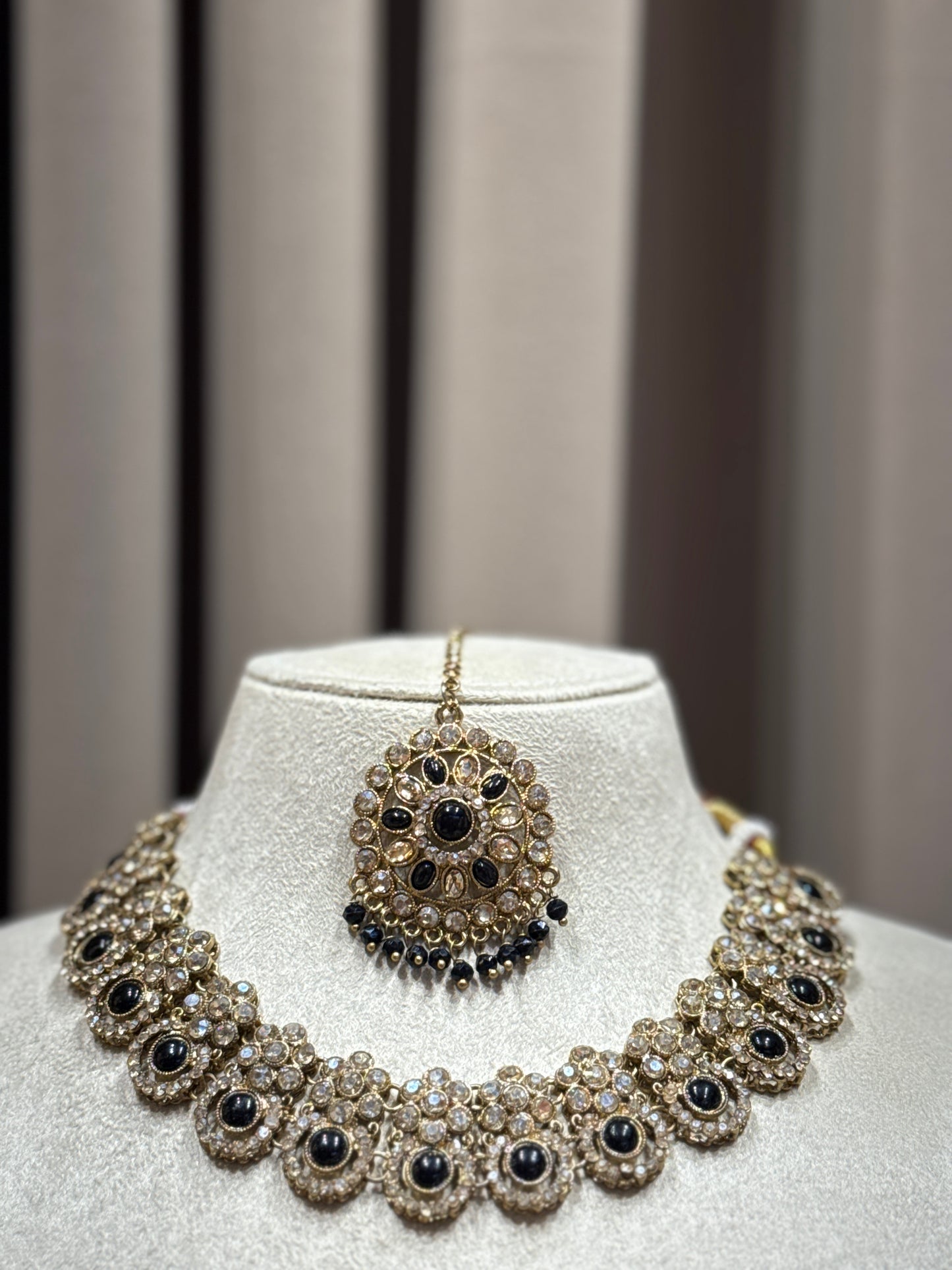 Rental jewellery