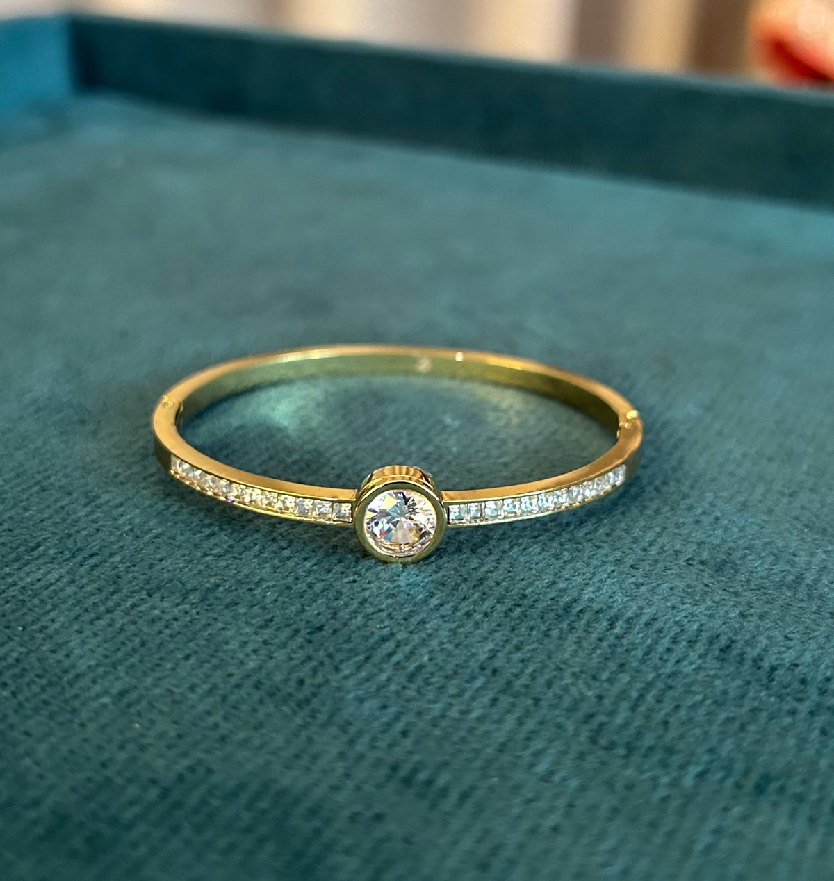 Baby sized Round stone Bangle