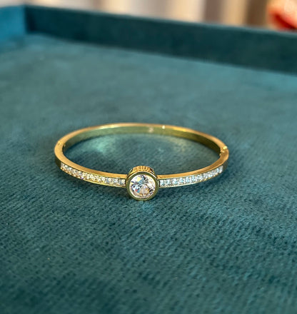 Baby sized Round stone Bangle