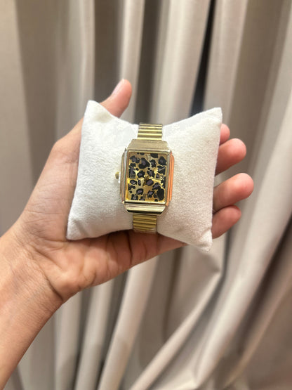 Novella watch