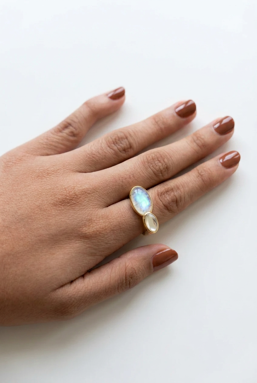 Royal spark ring