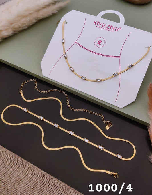 Hip chain