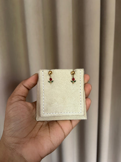 Red tulip stud earrings