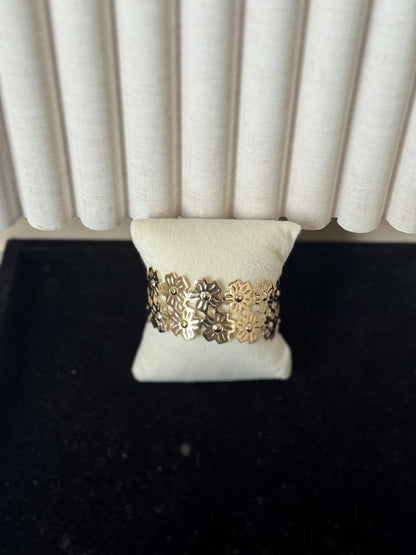 Flower cuff bangle