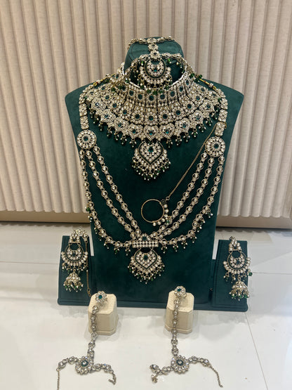 Rental Jewellery: Full Set Emerald Green