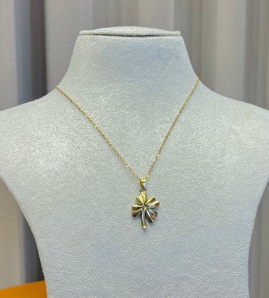 Flower Necklace