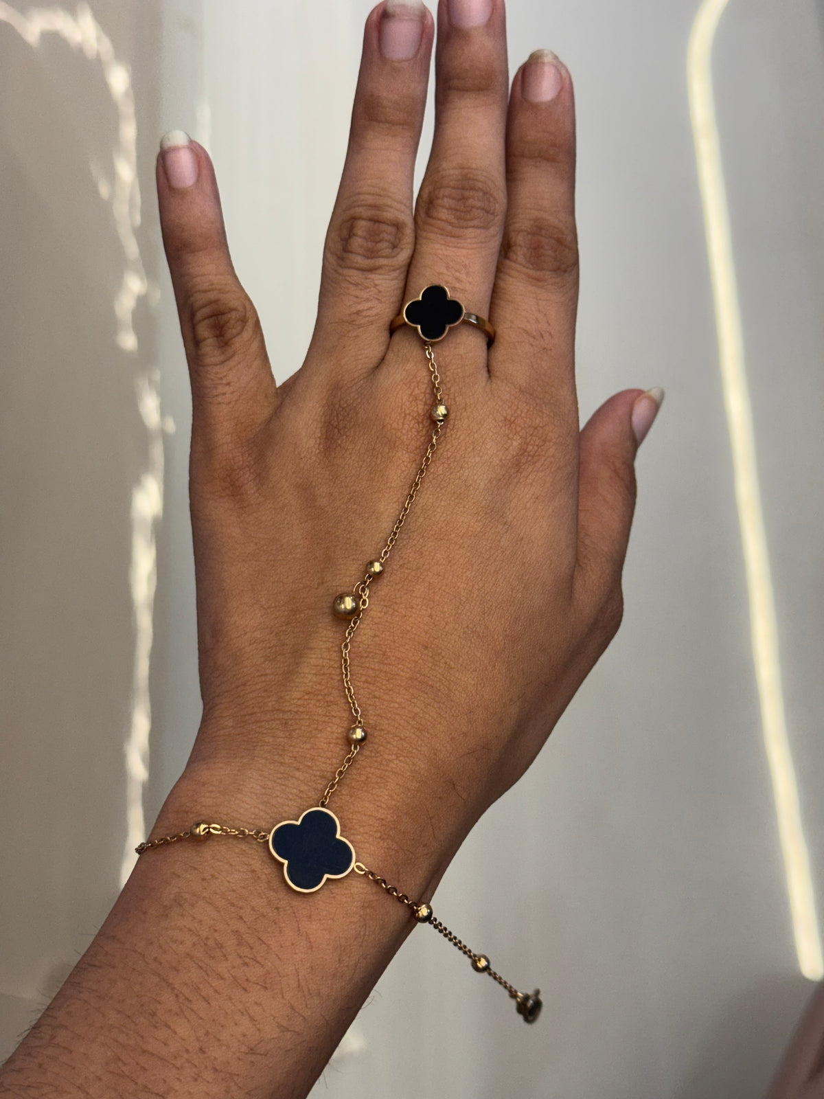 Rose gold hand set