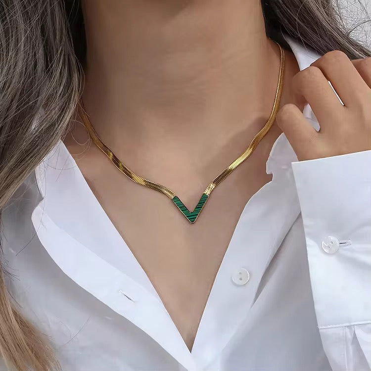 V green necklace