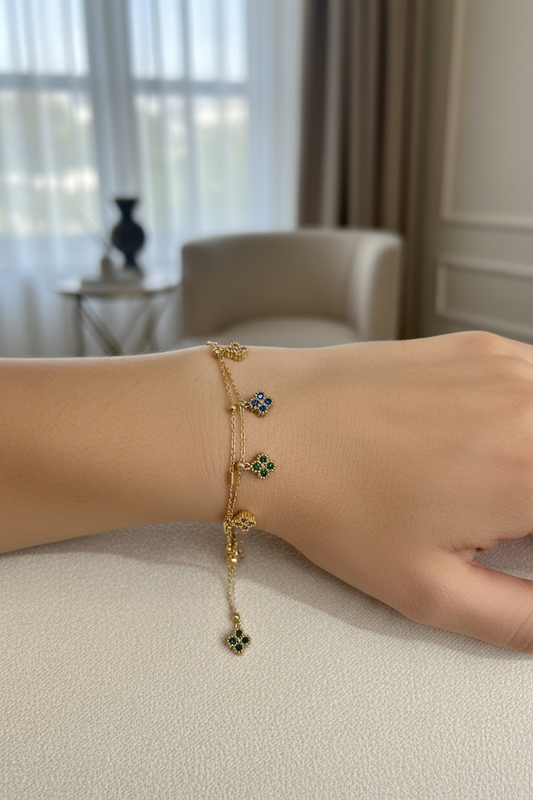 Heart green bracelet