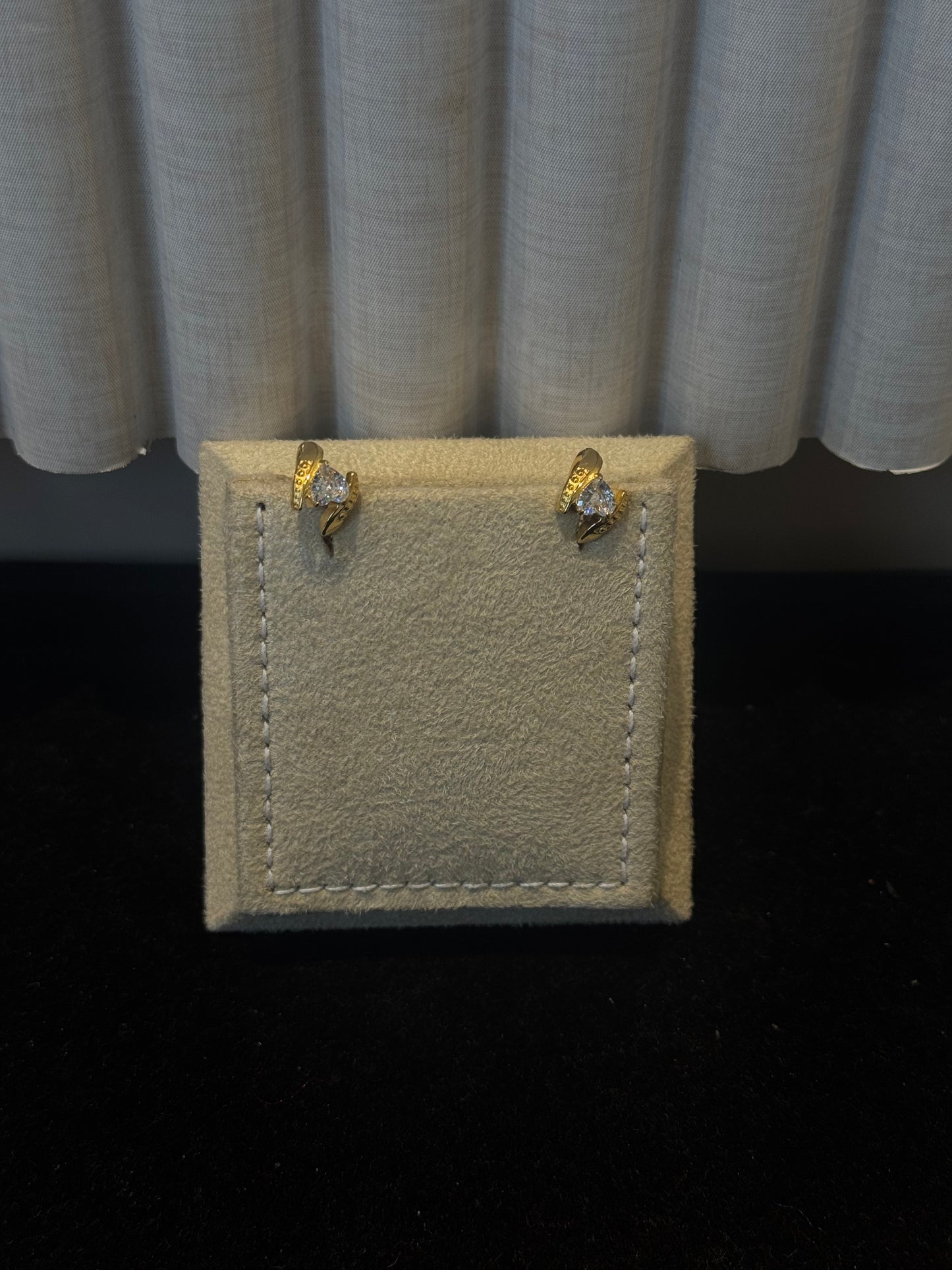 Pearl Mist Studs