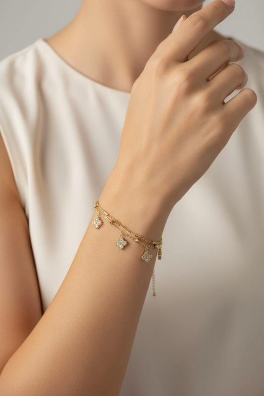 Clover bracelet