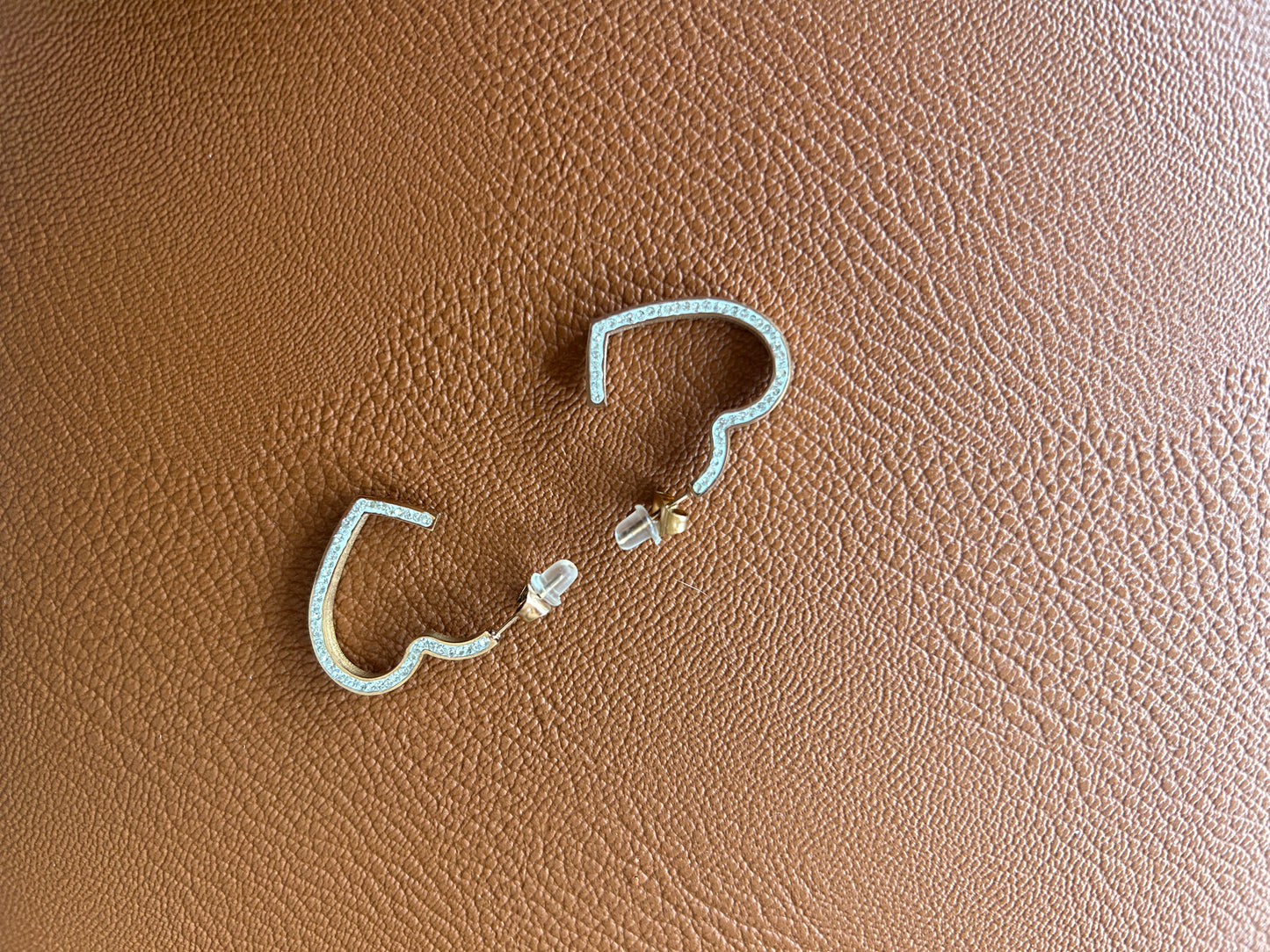 Heart stud