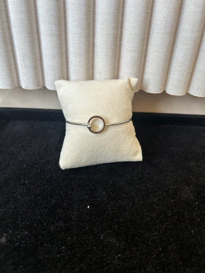 Elara minimal bangle