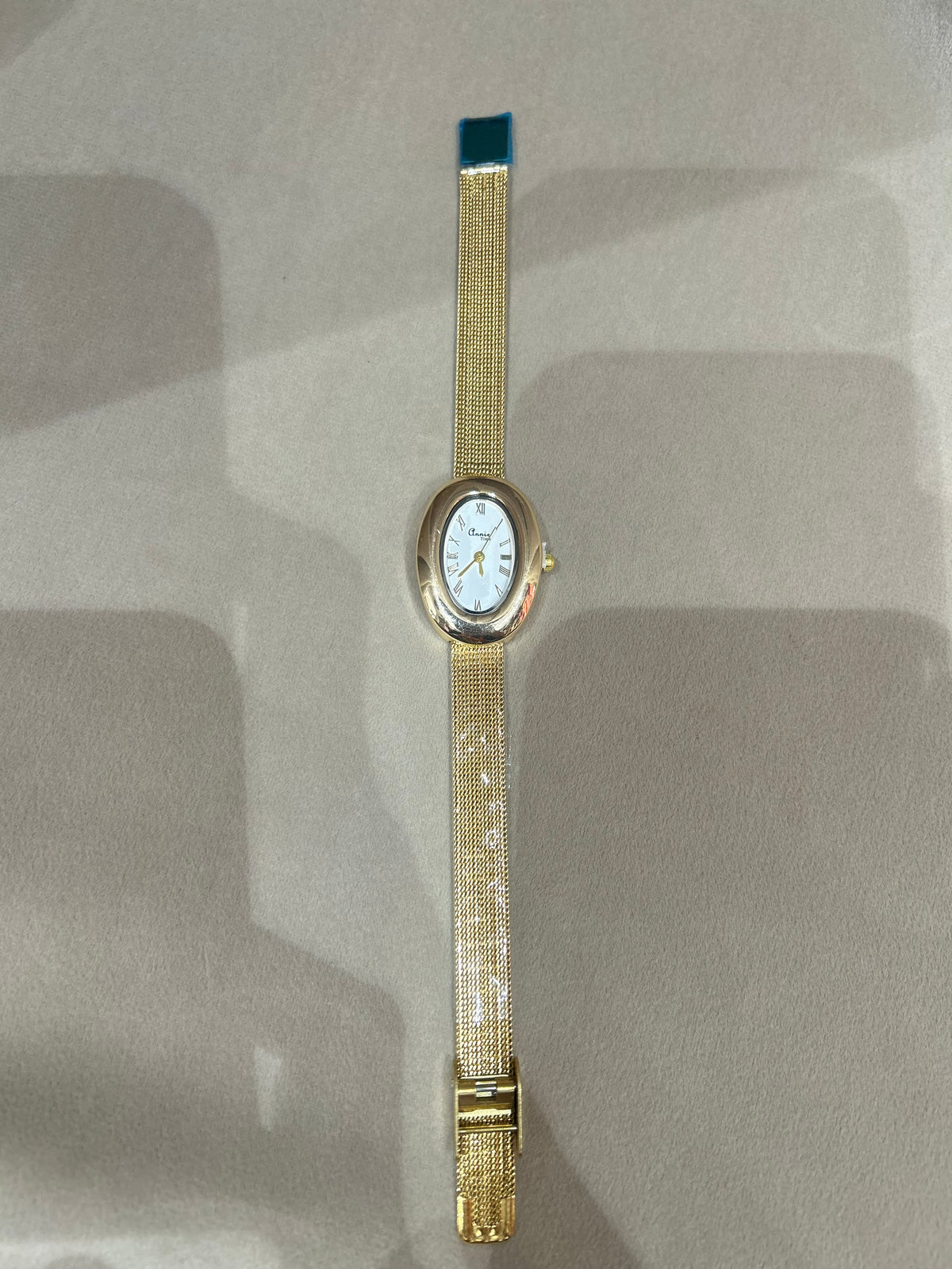Luxe houre watch