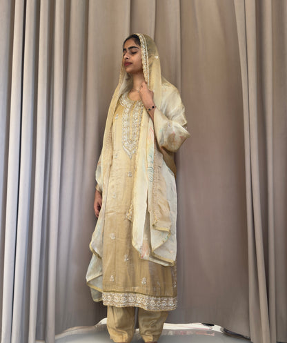 Rental dress