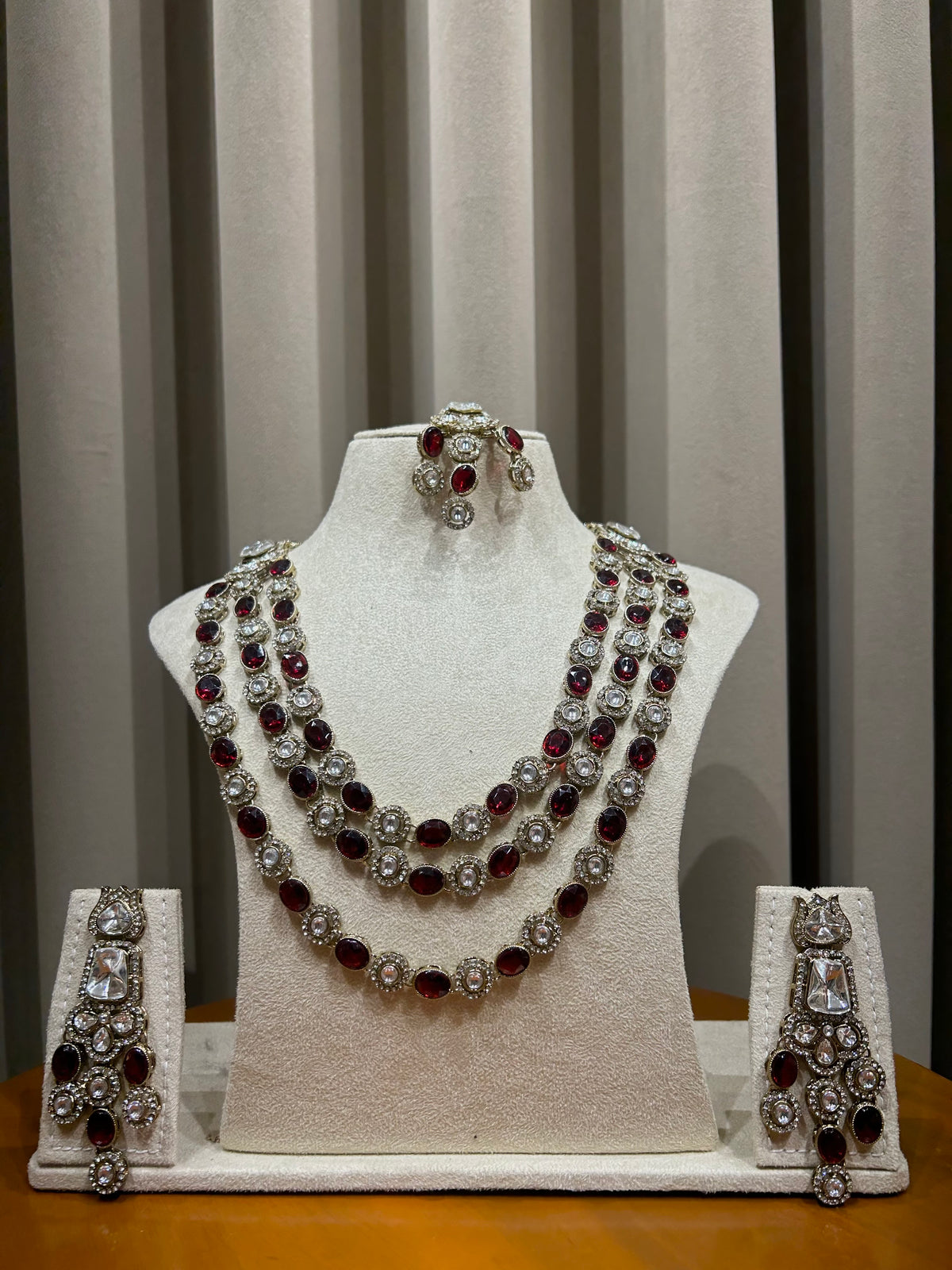 Rental jewellery