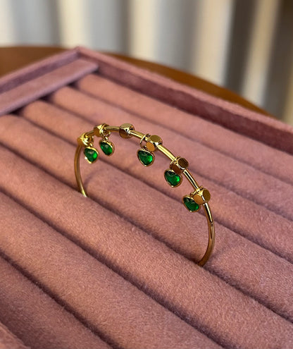 Green heart charms bangle