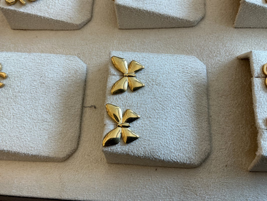 Butterfly earing