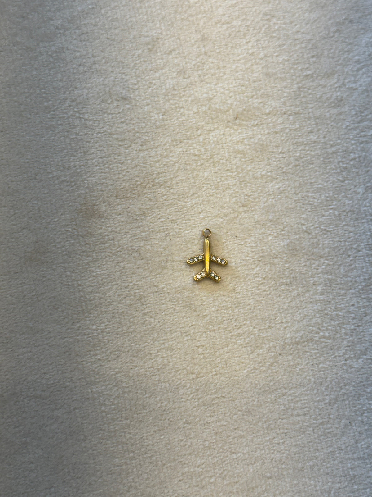 Airplane charm
