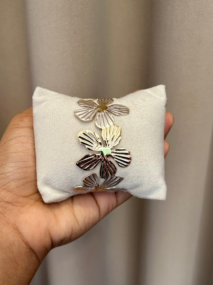 Floral Cuff bangle